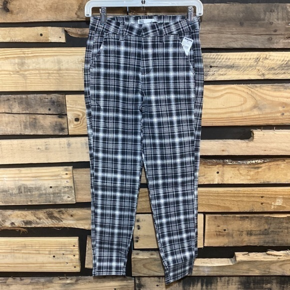 NWT Tilly’s RSQ Plaid Trousers Black/White Size XS